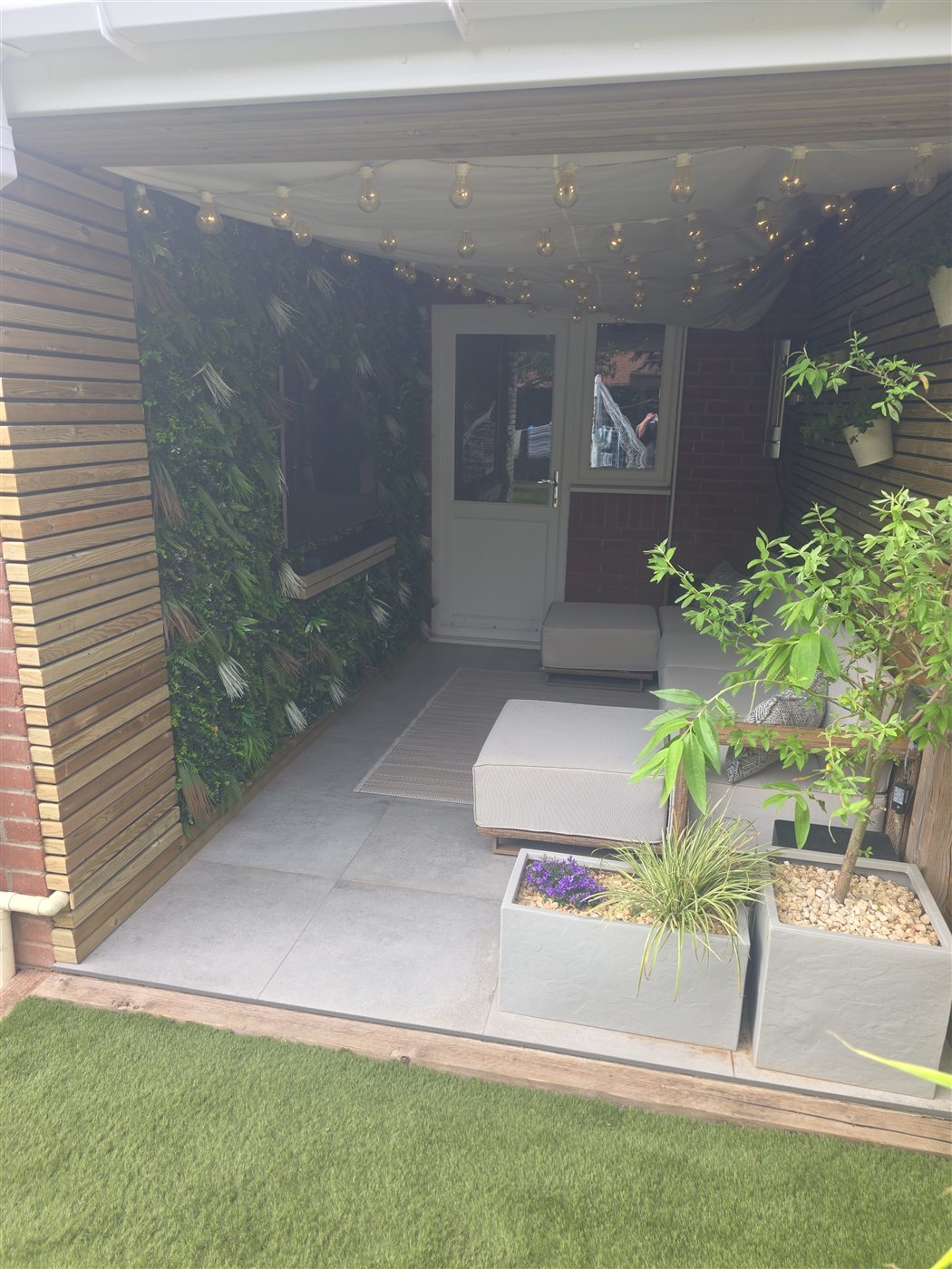Outdoor tiled patio seating area